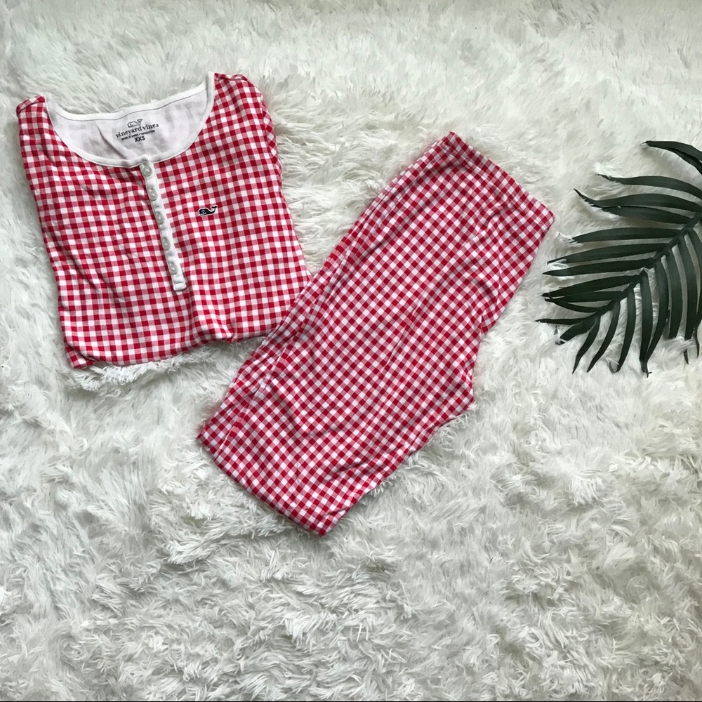 Vineyard vines sleep set